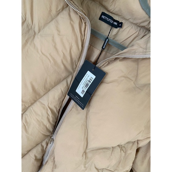 ❌SOLD❌Pretty Little Thing Chevron Quilted Puffer Jacket - Picture 9 of 9
